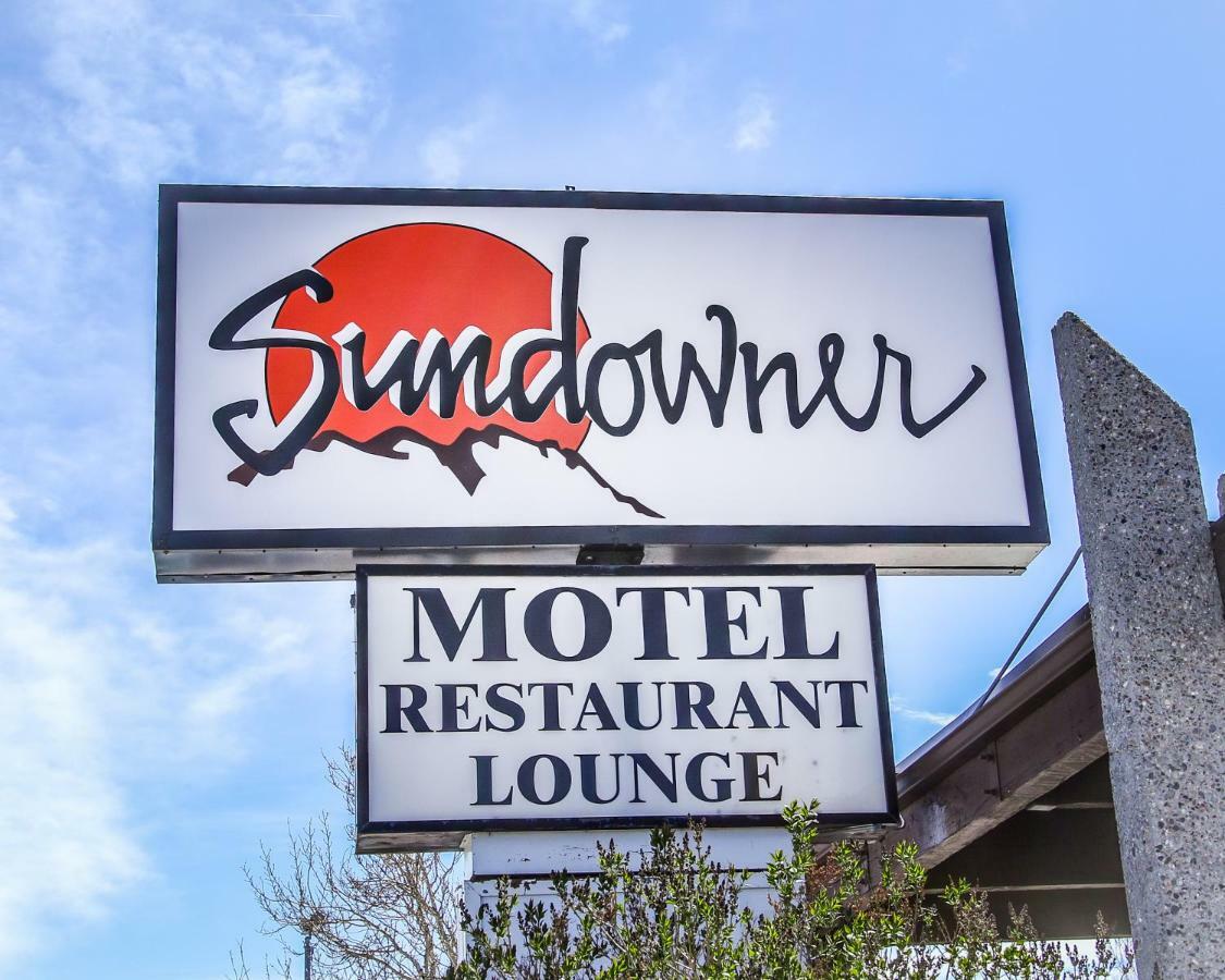 Отель Sundowner Station Ривертон Экстерьер фото
